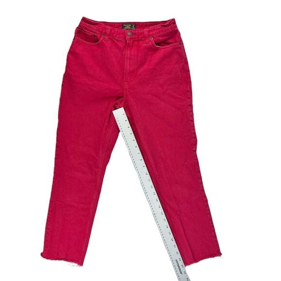 Abercrombie Red A&F Mom Jeans Relaxed Tapered Leg Size 4 Short - Picture 3 of 8
